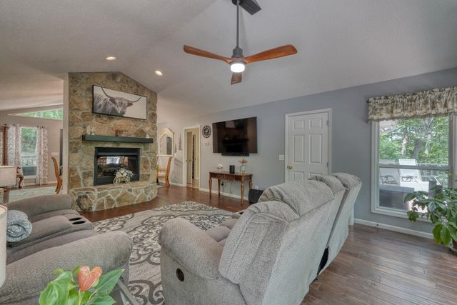 70 Martys Drive, Blairsville, GA 30512