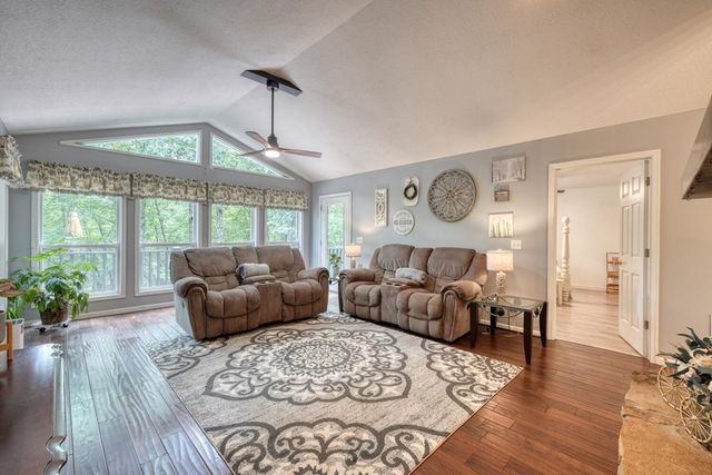 70 Martys Drive, Blairsville, GA 30512