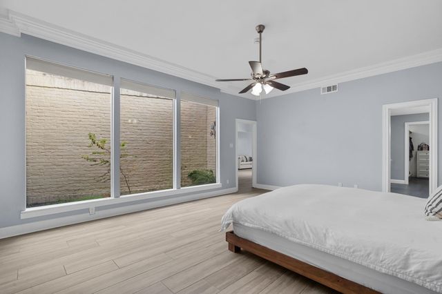 22 Charleston Street N, Sugar Land, TX 77478