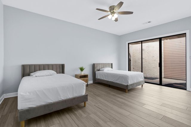 22 Charleston Street N, Sugar Land, TX 77478