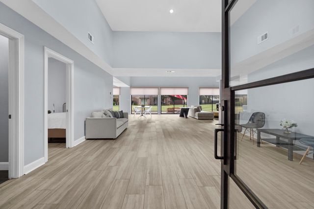 22 Charleston Street N, Sugar Land, TX 77478