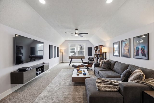 110 Mount Cassino Drive, Greece, NY 14612