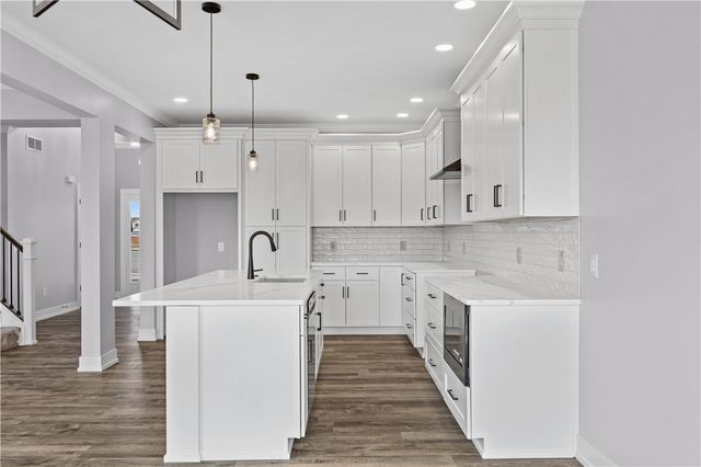 110 Mount Cassino Drive, Greece, NY 14612