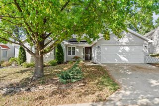715 COLUMBINE CT, Columbia, MO 65203
