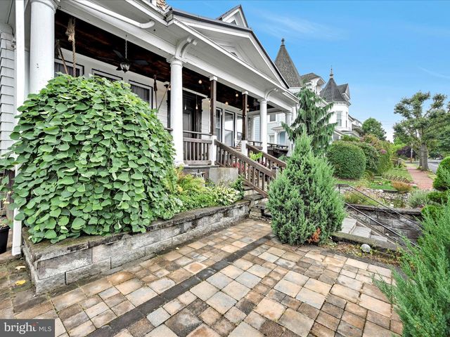 1707 MAHANTONGO ST, Pottsville, PA 17901