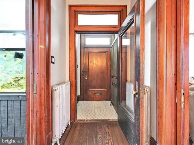 1707 MAHANTONGO ST, Pottsville, PA 17901
