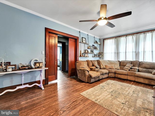 1707 MAHANTONGO ST, Pottsville, PA 17901