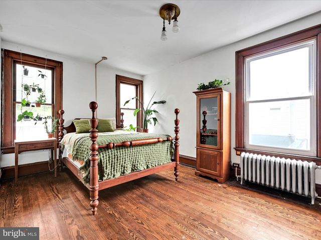 1707 MAHANTONGO ST, Pottsville, PA 17901