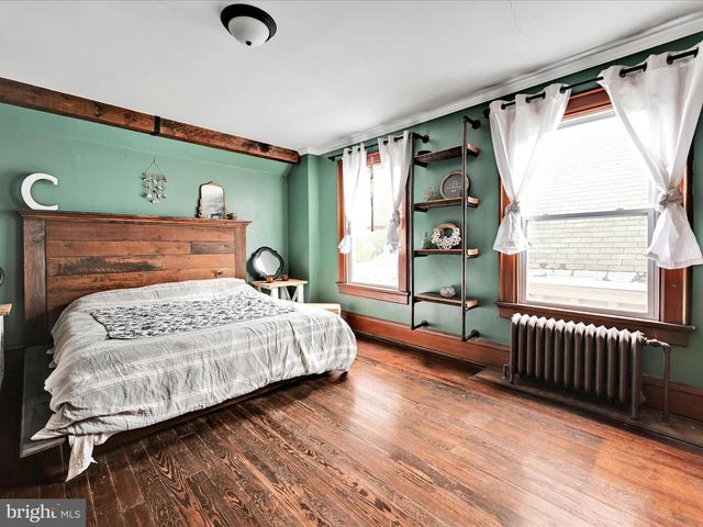 1707 MAHANTONGO ST, Pottsville, PA 17901