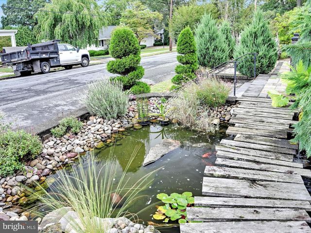 1707 MAHANTONGO ST, Pottsville, PA 17901