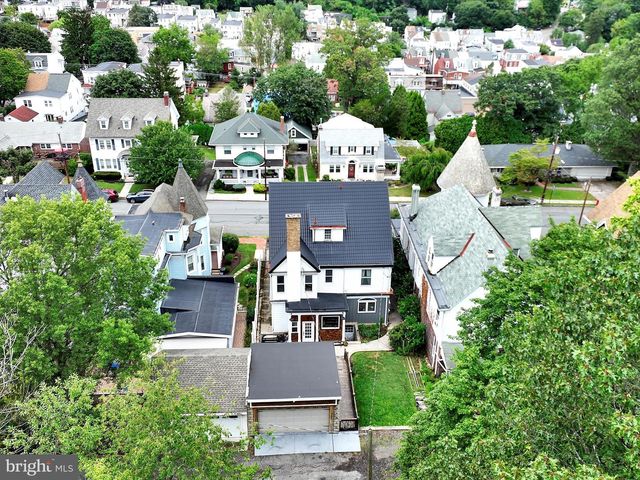 1707 MAHANTONGO ST, Pottsville, PA 17901
