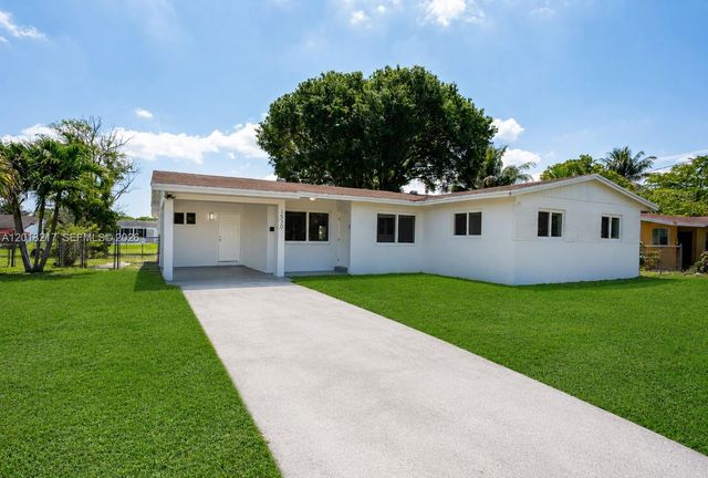 1530 NW 47th Ave, Lauderhill, FL 33313