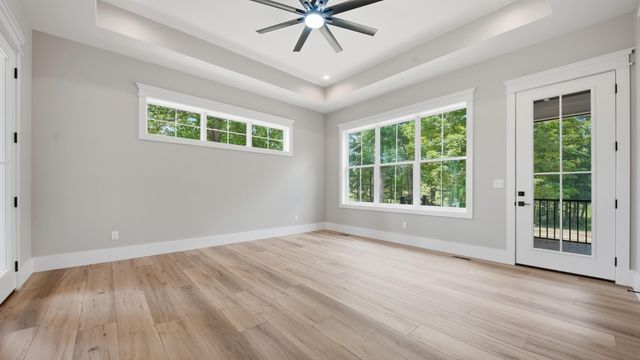 185 River Bluffs Drive, Jasper, TN 37347