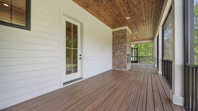 185 River Bluffs Drive, Jasper, TN 37347