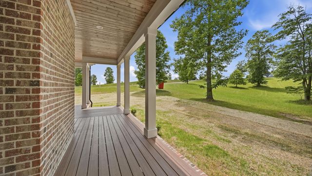 185 River Bluffs Drive, Jasper, TN 37347