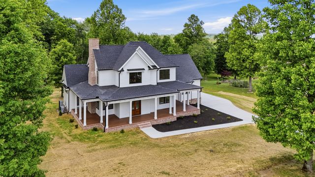 185 River Bluffs Drive, Jasper, TN 37347