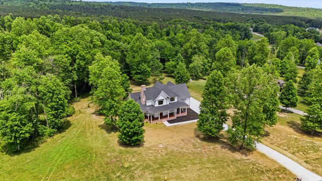 185 River Bluffs Drive, Jasper, TN 37347