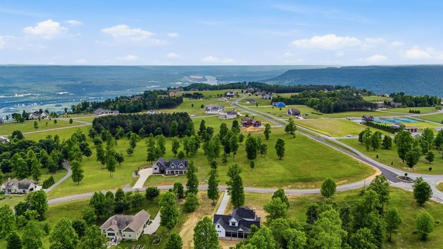 185 River Bluffs Drive, Jasper, TN 37347