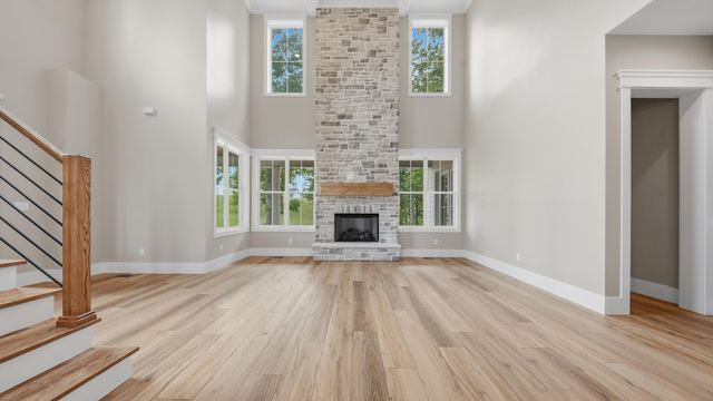 185 River Bluffs Drive, Jasper, TN 37347