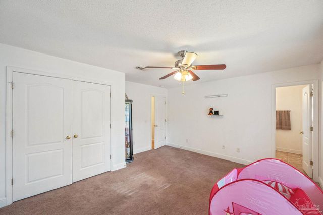 7220 Annandale Dr, Pensacola, FL 32526