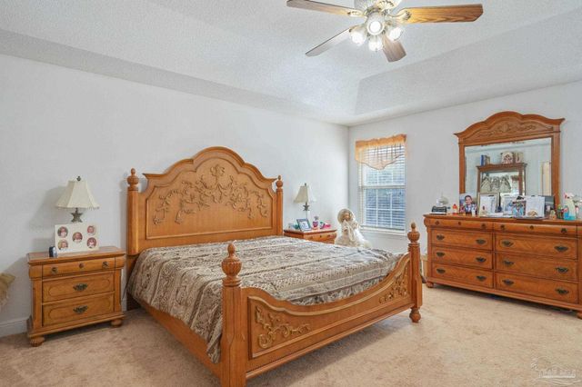 7220 Annandale Dr, Pensacola, FL 32526