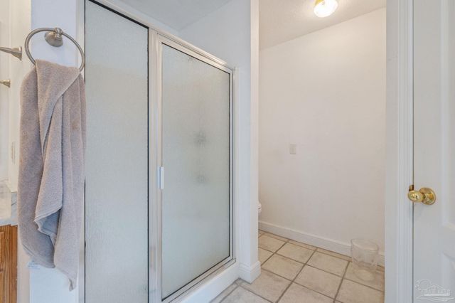 7220 Annandale Dr, Pensacola, FL 32526