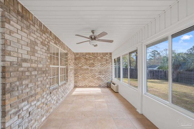 7220 Annandale Dr, Pensacola, FL 32526