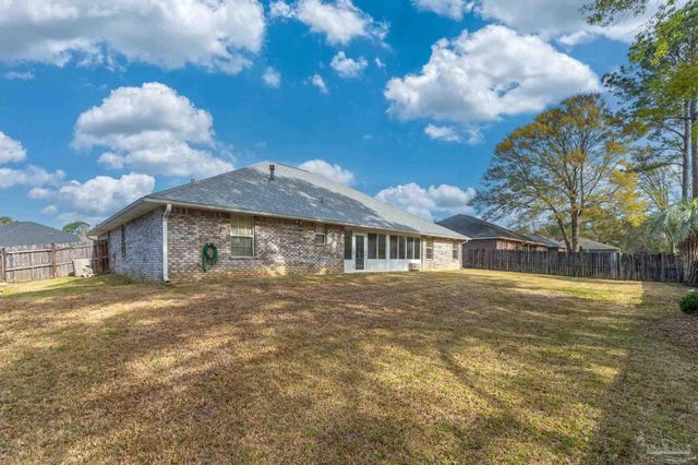 7220 Annandale Dr, Pensacola, FL 32526