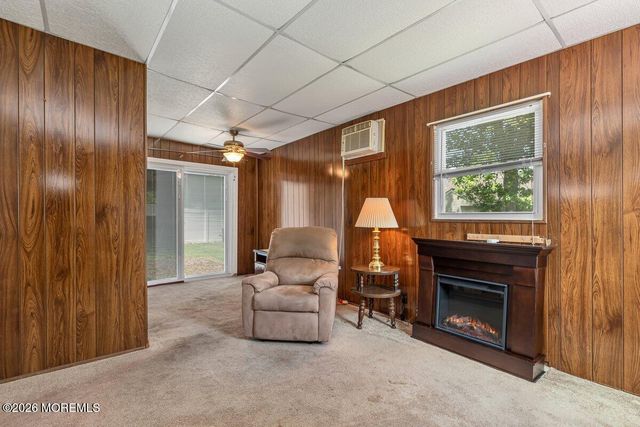 5 Redwood Terrace, Hazlet, NJ 07730