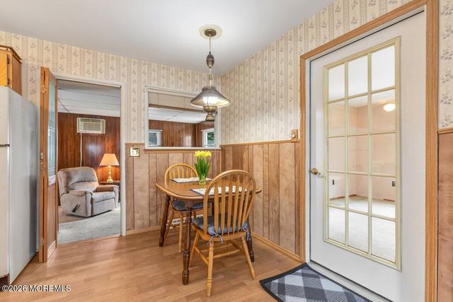 5 Redwood Terrace, Hazlet, NJ 07730