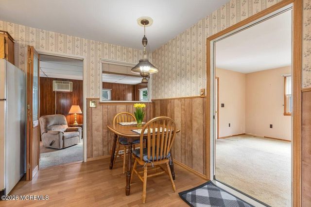5 Redwood Terrace, Hazlet, NJ 07730