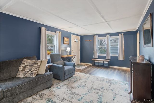 329 Belmore Drive, Clay, NY 13212