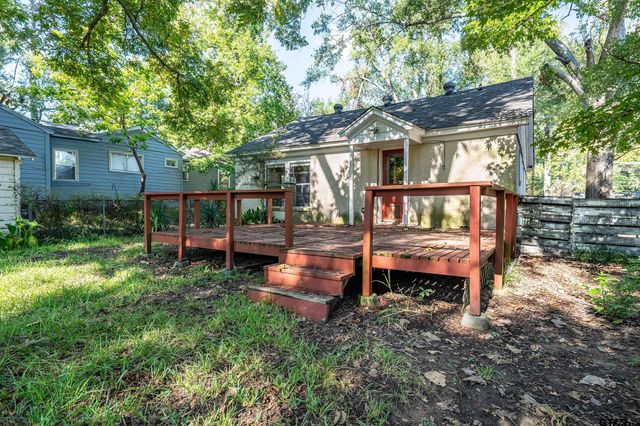 2622 Oak Ln, Tyler, TX 75701