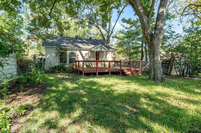 2622 Oak Ln, Tyler, TX 75701