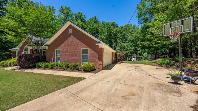 434 Willett Drive, Midland, GA 31820