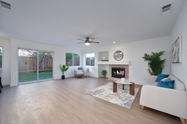 2461 Martin Anthony Ct, Tracy, CA 95377