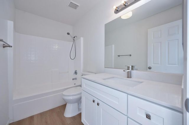 2461 Martin Anthony Ct, Tracy, CA 95377