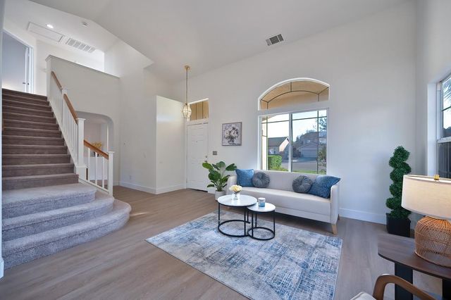 2461 Martin Anthony Ct, Tracy, CA 95377