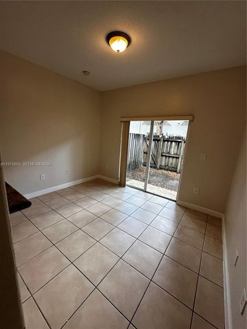 1661 SE 28th St 101, Homestead, FL 33035