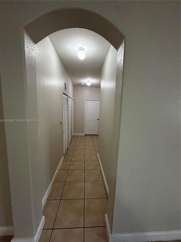 1661 SE 28th St 101, Homestead, FL 33035