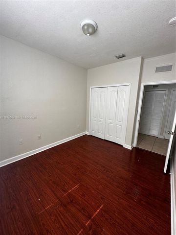 1661 SE 28th St 101, Homestead, FL 33035