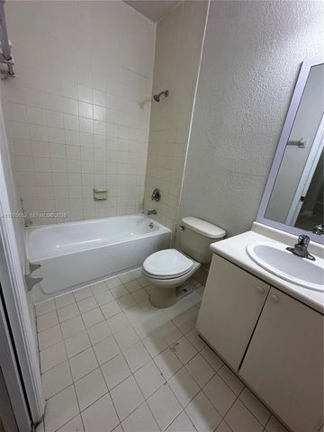 1661 SE 28th St 101, Homestead, FL 33035