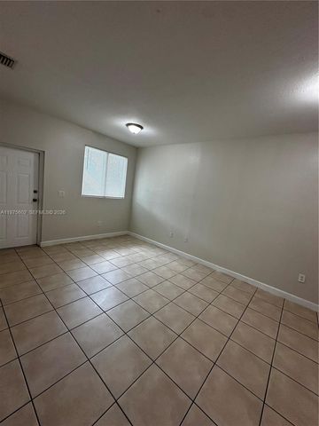 1661 SE 28th St 101, Homestead, FL 33035