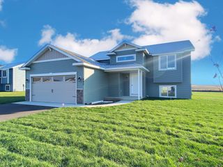 452 30th Avenue SE, Saint Cloud, MN 56304