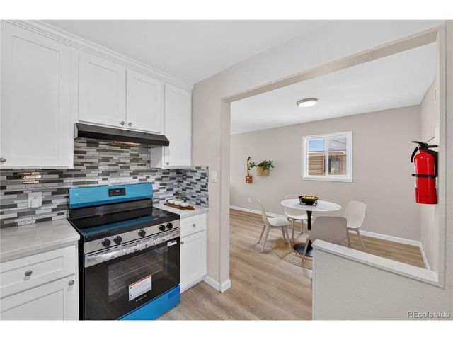 1160 Vaughn St, Aurora, CO 80011