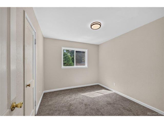 1160 Vaughn St, Aurora, CO 80011