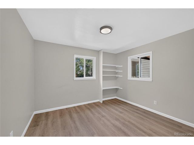 1160 Vaughn St, Aurora, CO 80011