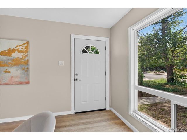 1160 Vaughn St, Aurora, CO 80011