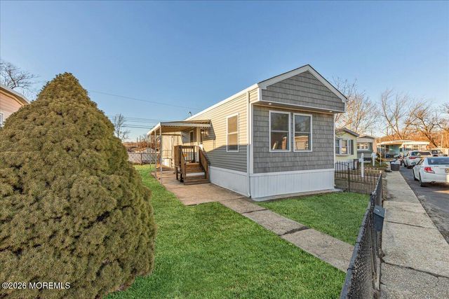 58 Locust Grove, Hazlet, NJ 07730