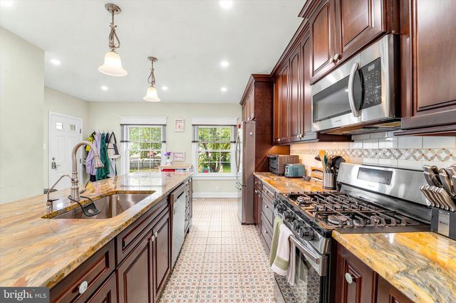 315 SHADELAND AVE, Drexel Hill, PA 19026